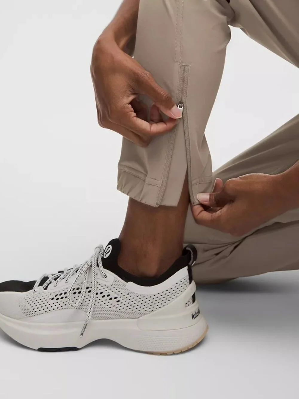 LuLuLemon Adapted State High-Rise Jogger Regular Size 8 Warm Ash Grey